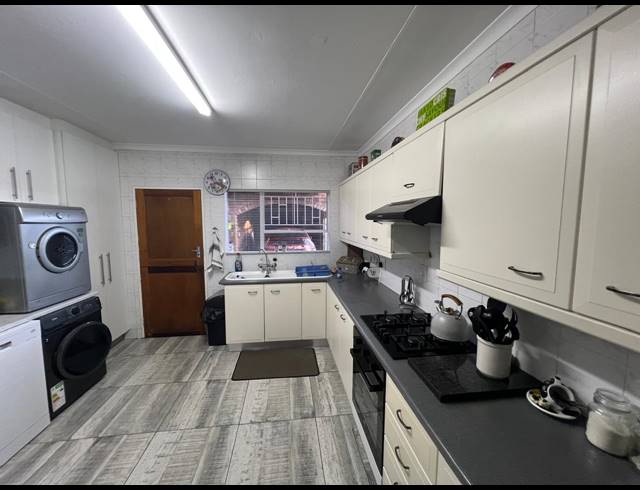 3 BEDROOM TOWNHOUSE FOR SALE IN THREE RIVERS